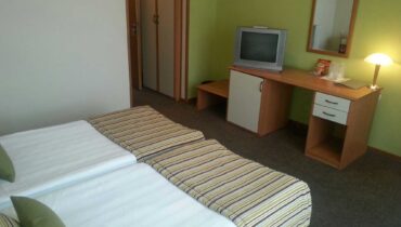 hotel-marica-nis-standar-double-room-2